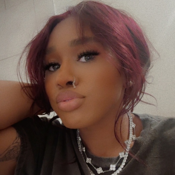 Meet the Posher Other - YOUCANCALLMEZEE